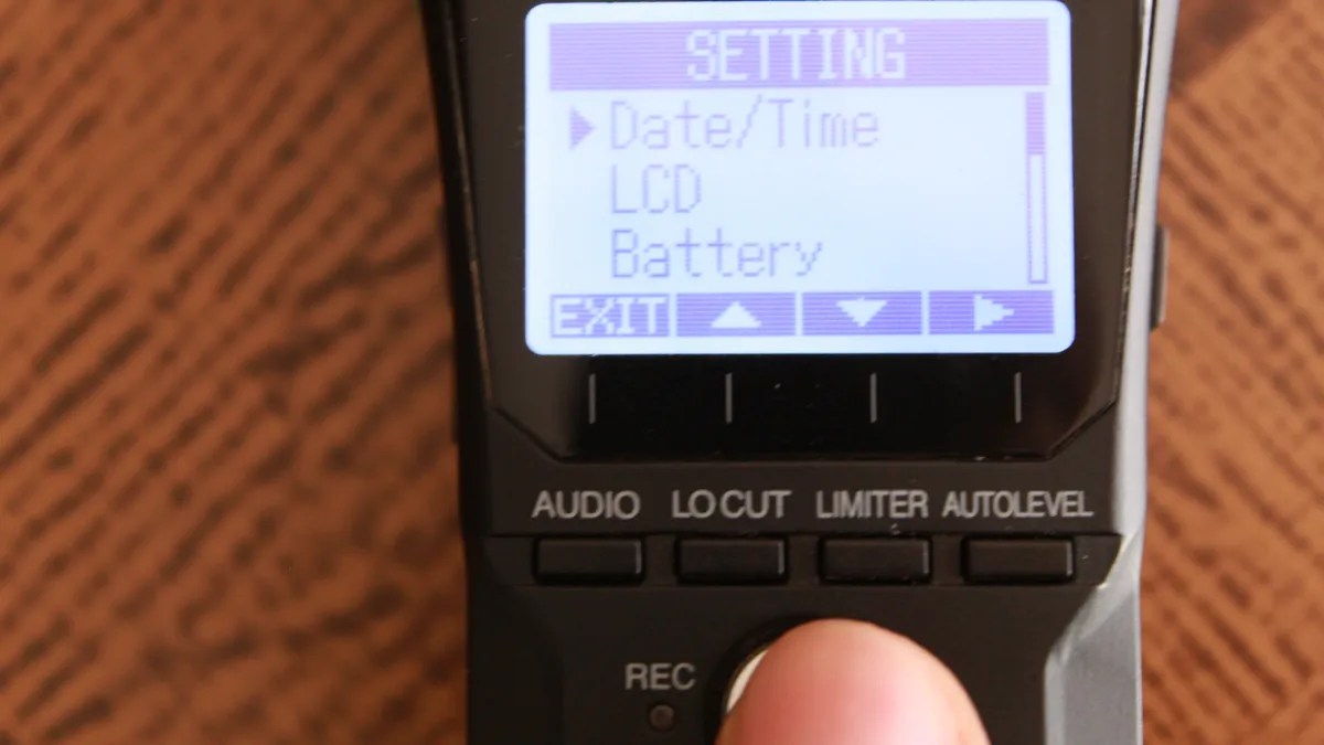 How to Change the Date and Time on Zoom H1n Recorder Academic