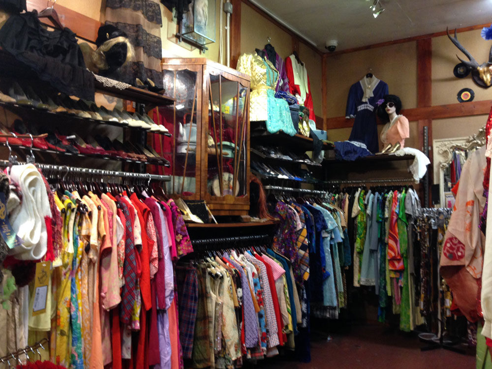 Top 10 Best Places For Vintage Clothing Brighton WLB