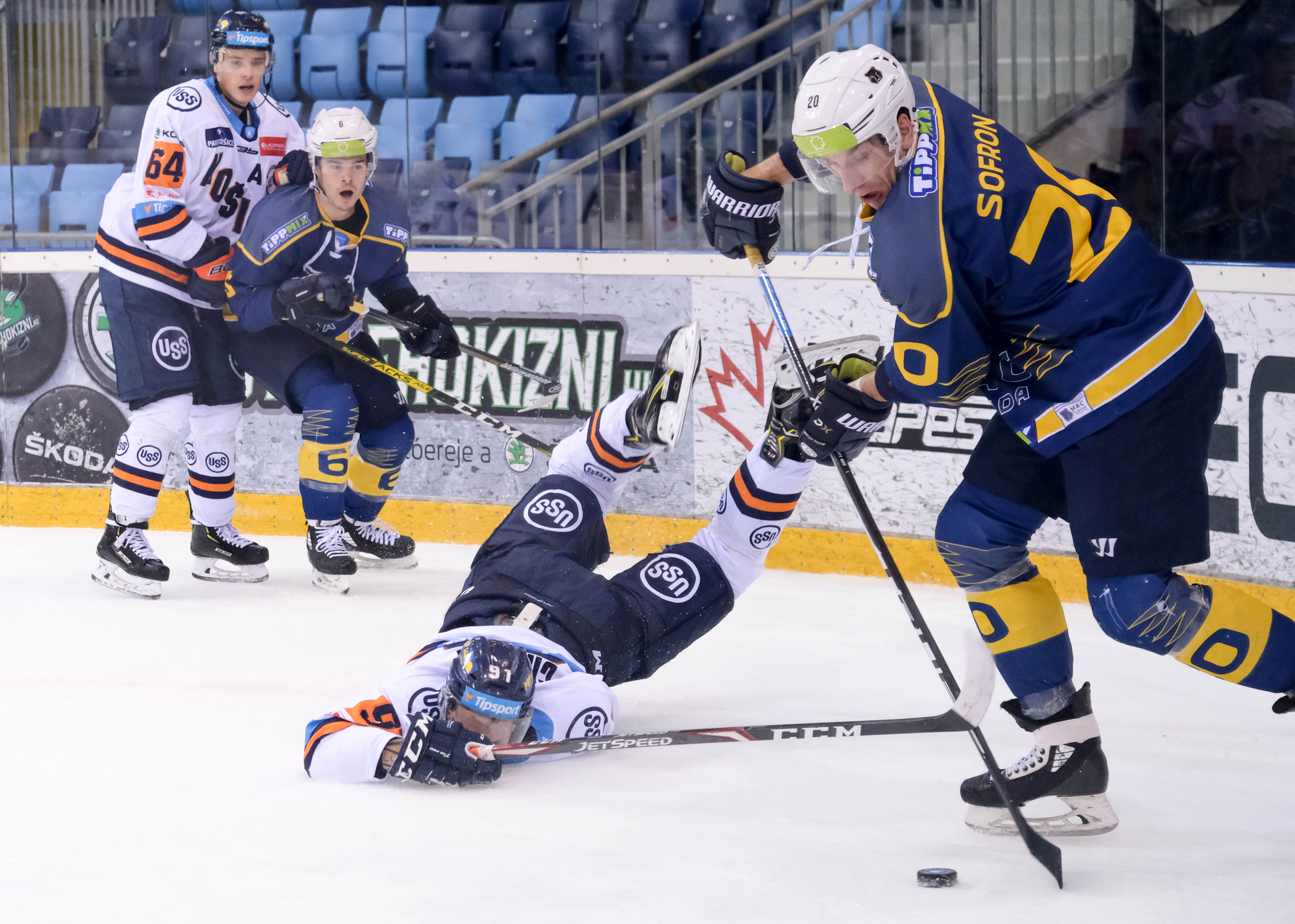 Watch top ice hockey in Budapest English We love Budapest