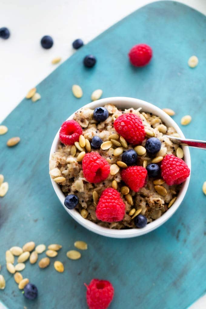 Quinoa & Oats Breakfast Bowl