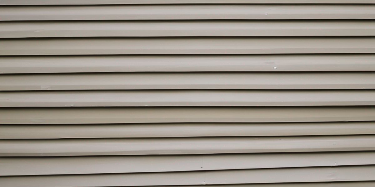 Remedies For Peeling Paint On Vinyl Siding In Guelph Residences » We