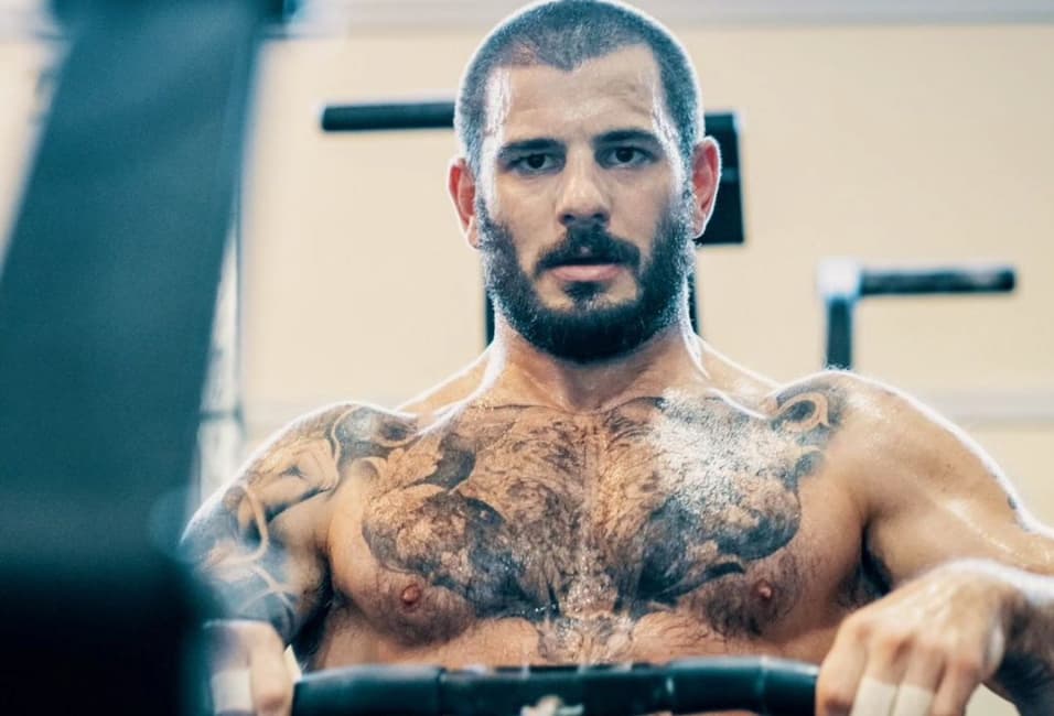 Mat Fraser revela su programa de entrenamiento We Rise Project