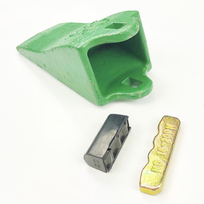 18TL Esco Style Standard Tooth c/w Pin & Lock Wesco Industries