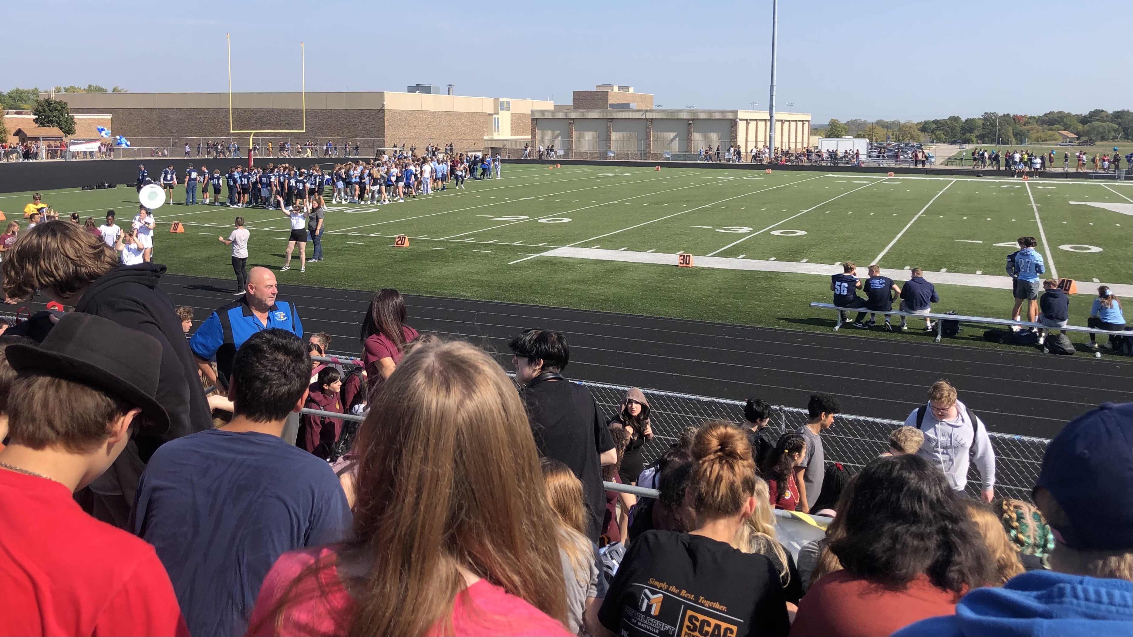 Juniors Still Waiting for Traditional High School Experience The West