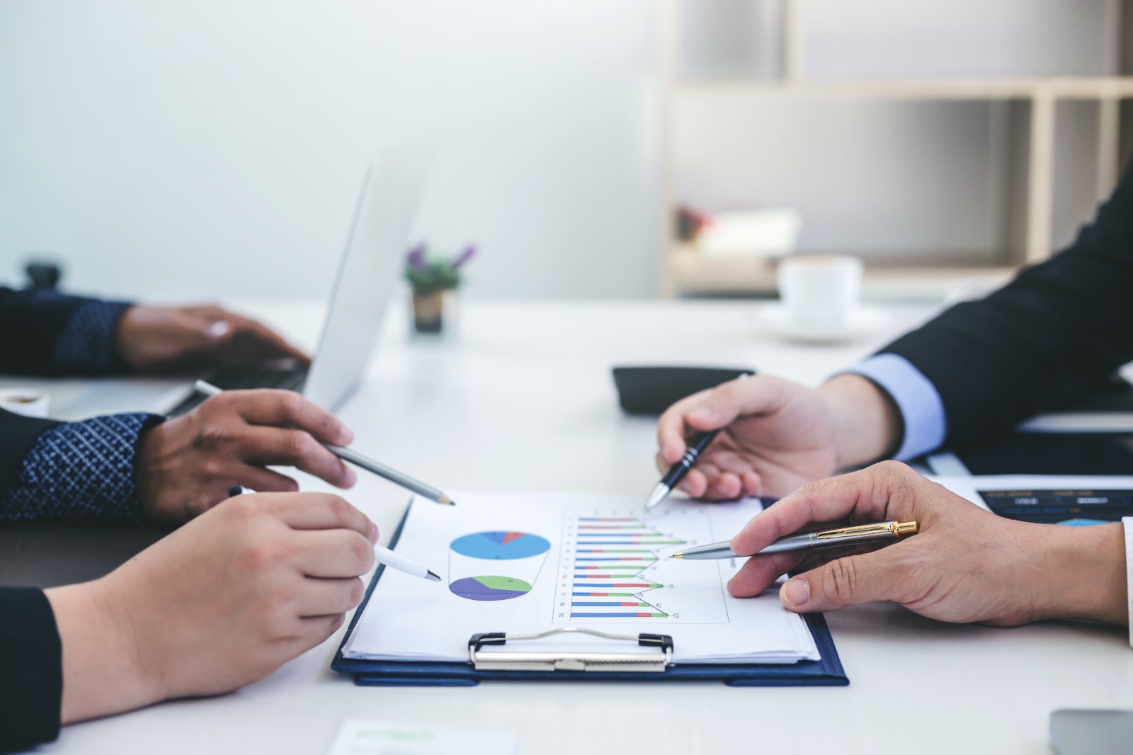 Services WestBridge Partners, LLC