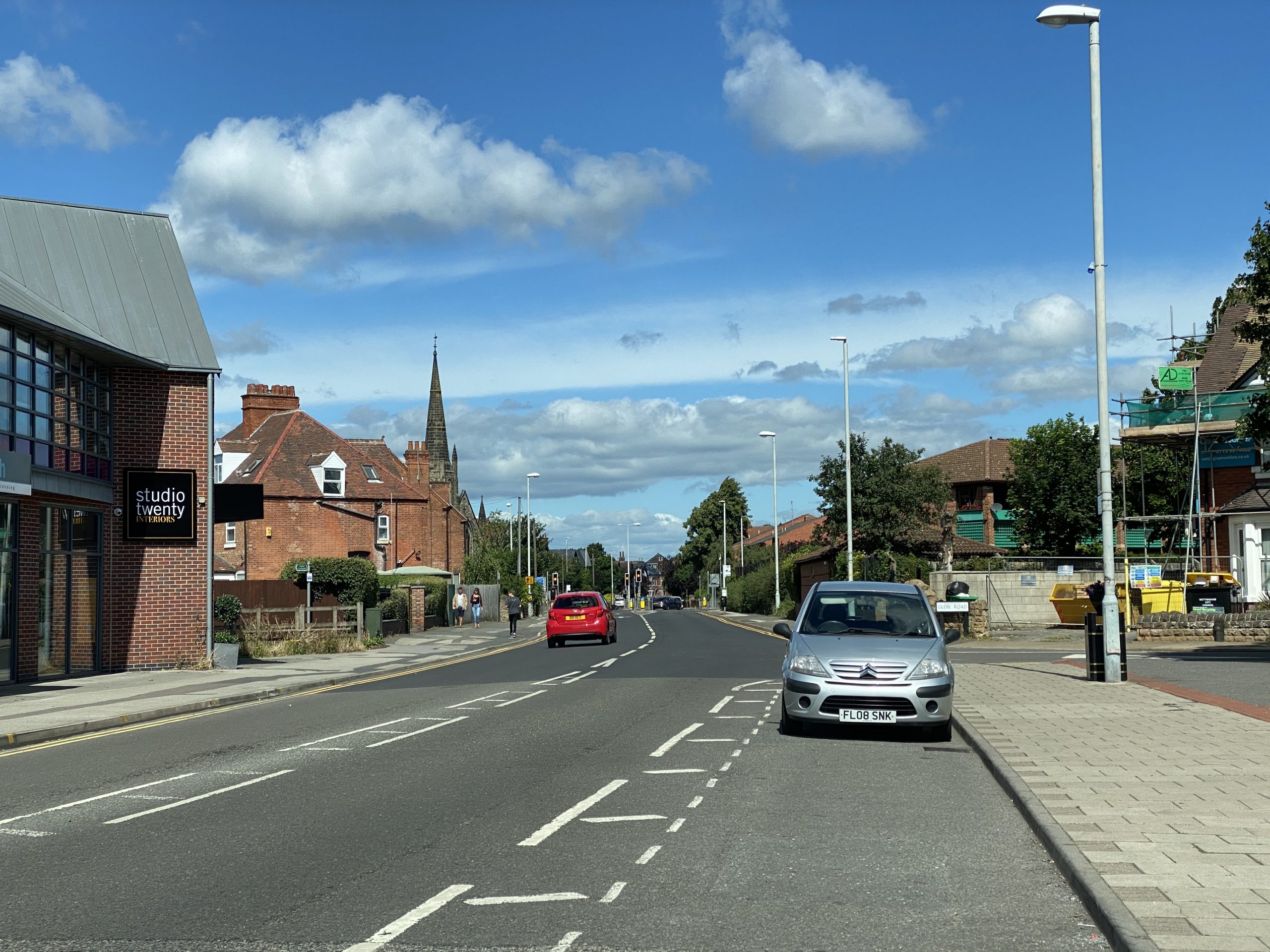 Man in hospital after Range Rover hits cyclist on Melton Rd West