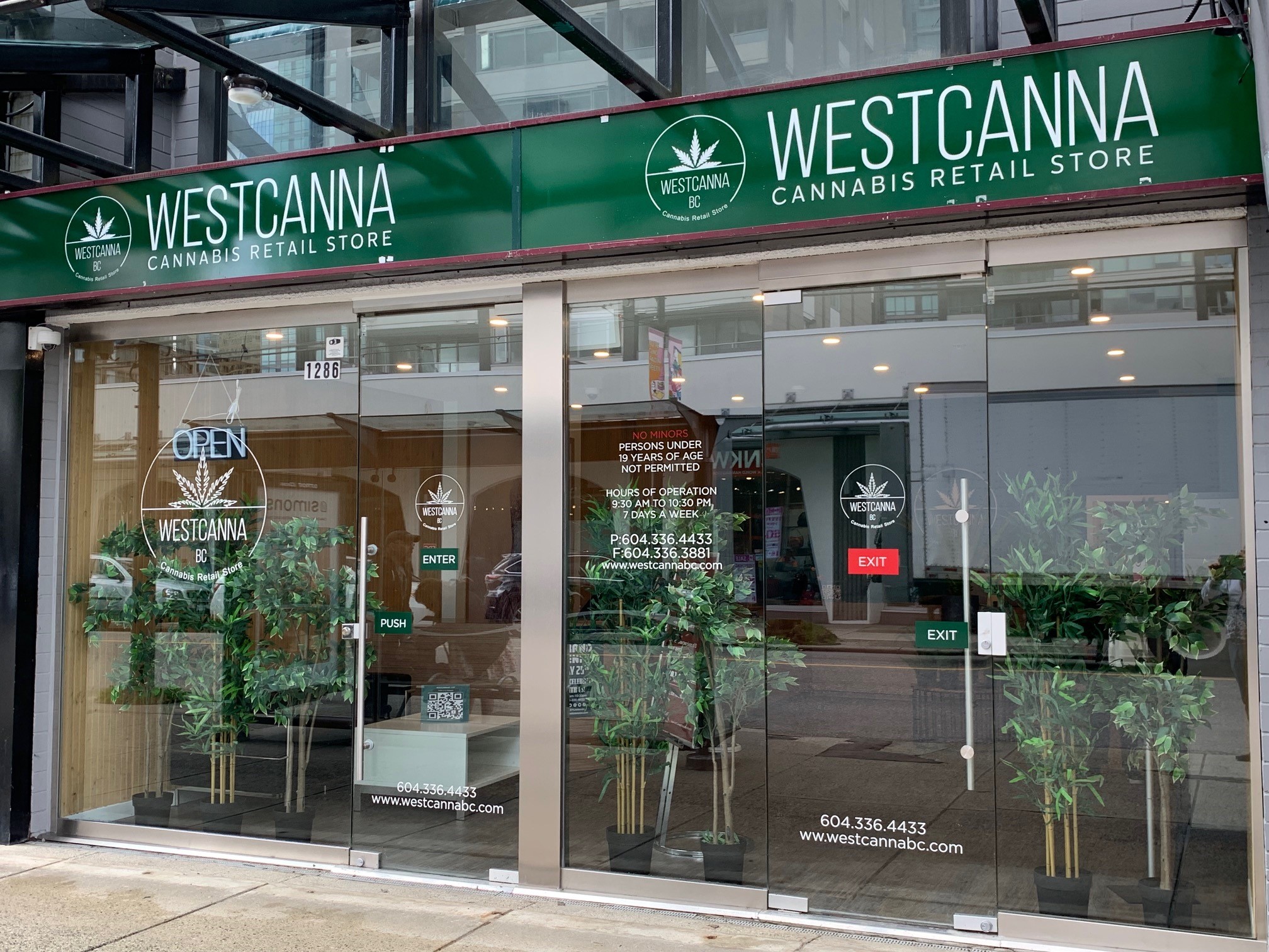 Robson St Cannabis Store Westcanna 1286 Robson St Vancouver