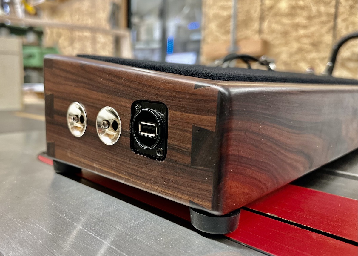 Stunning 21X7 East Indian Rosewood Pedalboard FREE SHIP