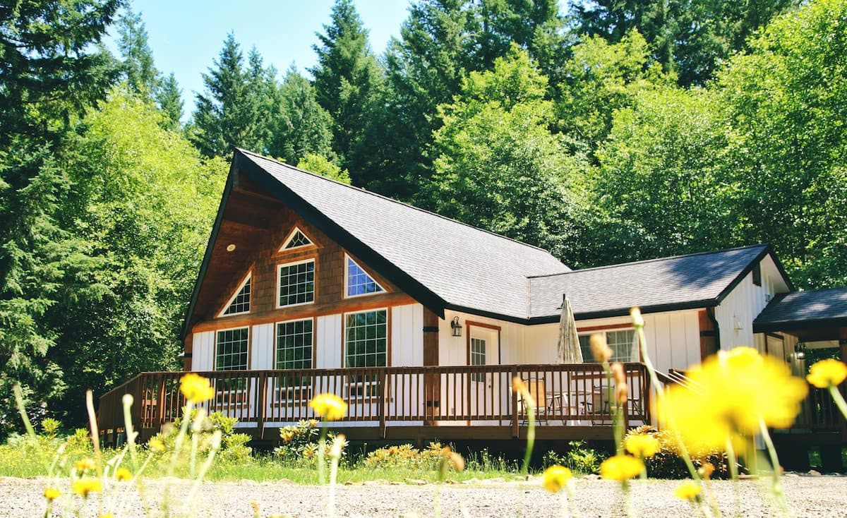 28 Cabins in Washington State to Book for a Perfect Weekend Getaway