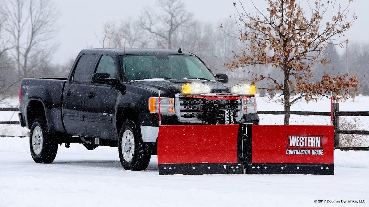 MVP PLUS™ VPlow HeavyDuty Snow Plow WESTERN®