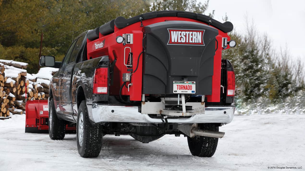 Tornado™ Poly Hopper Broadcast Spreader | WESTERN®