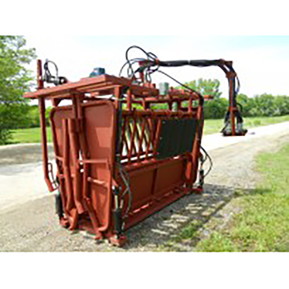 LUCO MFG. TASKMASTER HYDRAULIC CHUTE W/ HEADBENDER AND HYDRAULIC LOWER