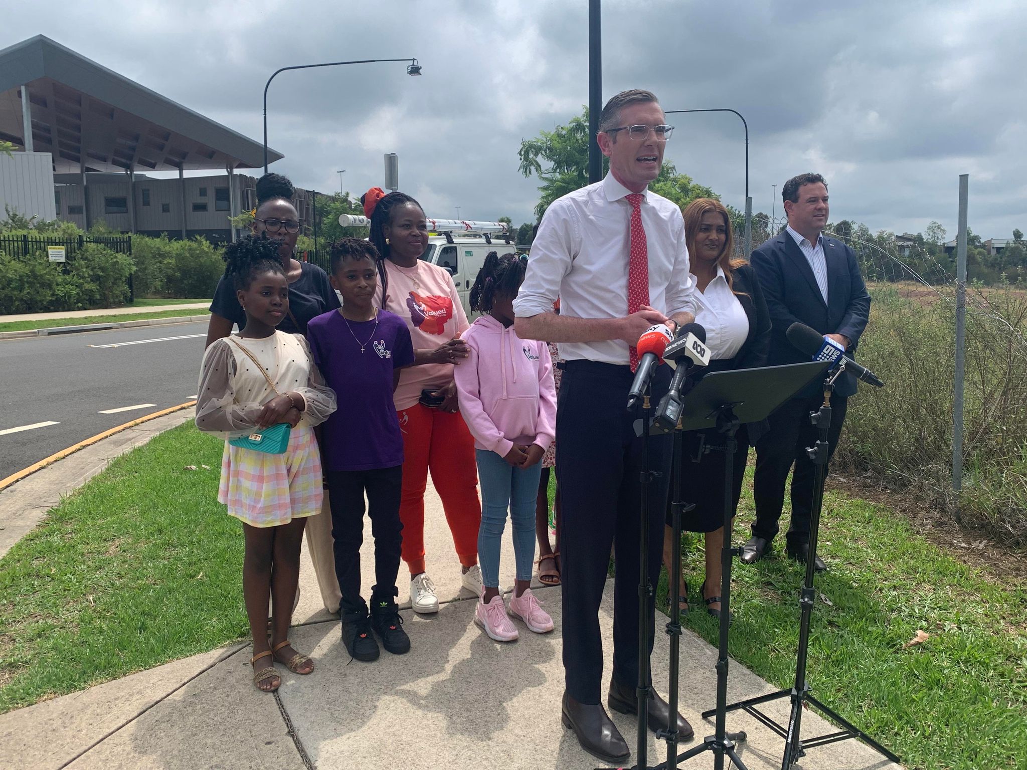 Premier promises high school for Jordan Springs • The Western Weekender