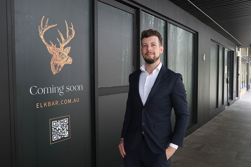 Penrith's Elk Bar sets December 1 opening date • The Western Weekender