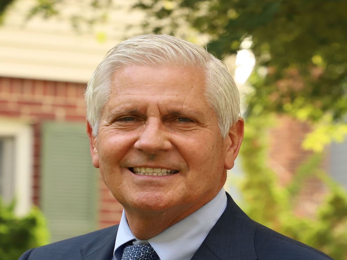 Republican Bruce Blakeman sworn in as new Nassau County executive