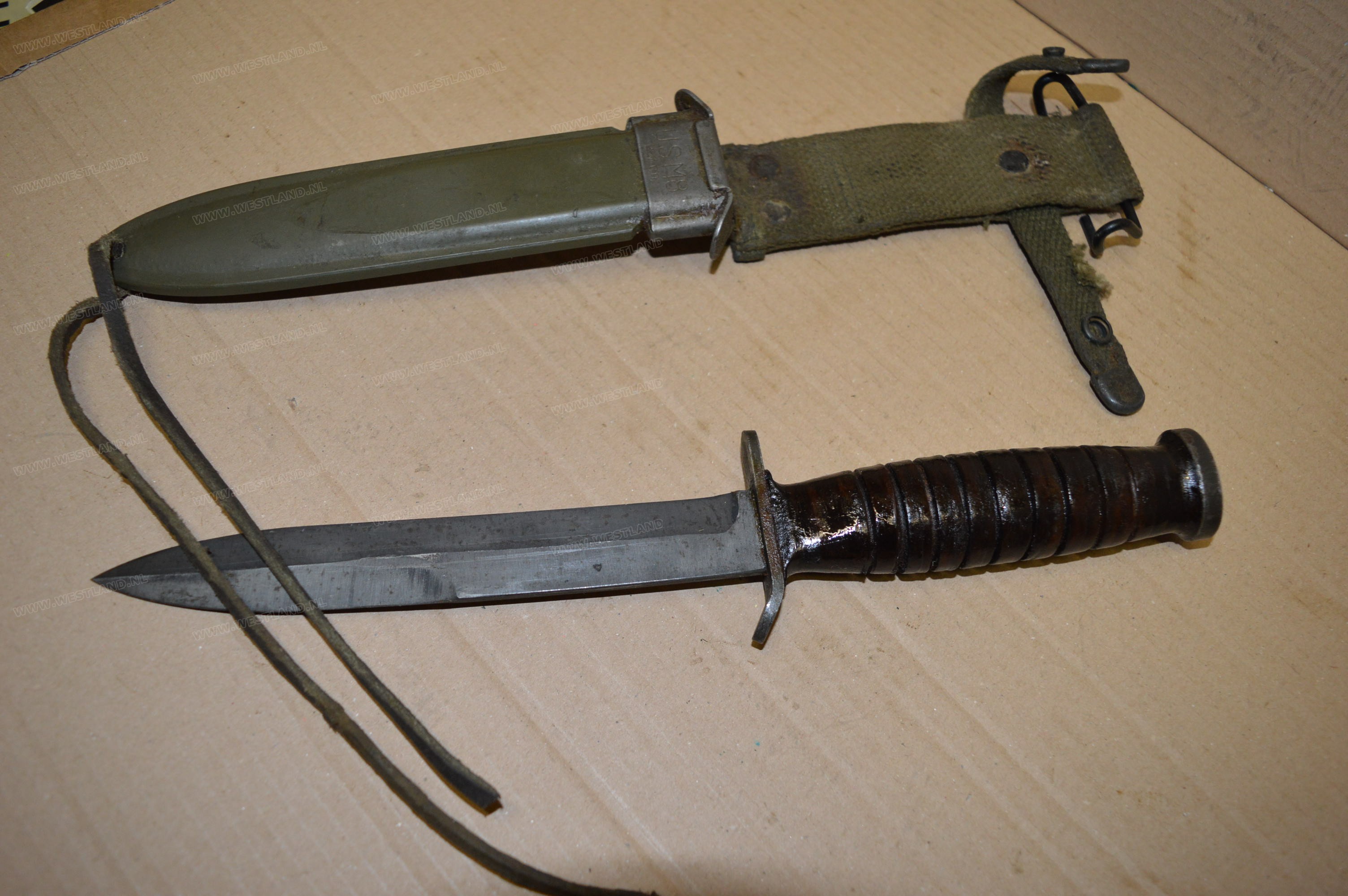 M3 trench knife