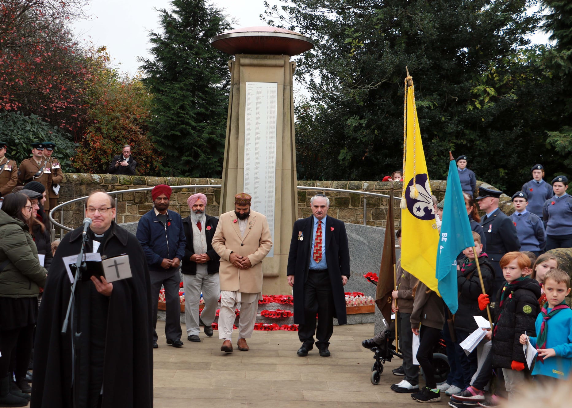 Photos show Remembrance service at Bramley War Memorial West Leeds
