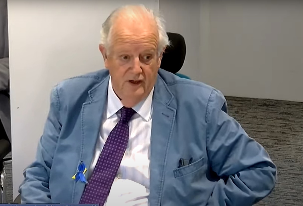 Tributes as Conservative chief Andrew Carter stands down deputy takes