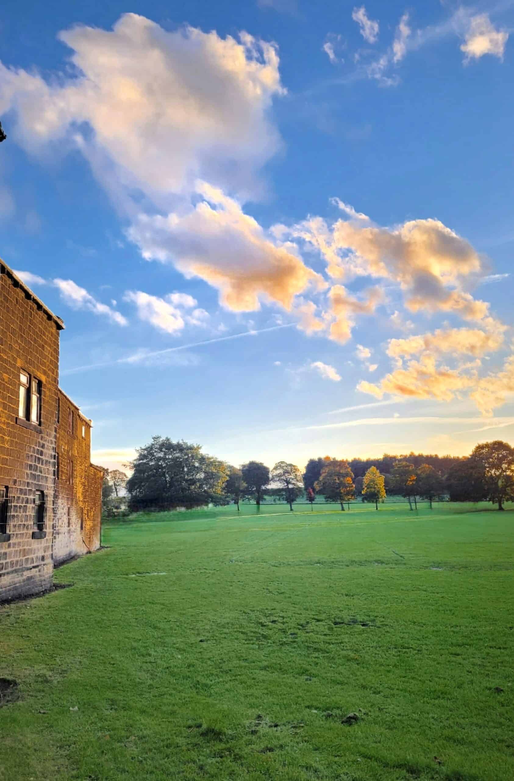 In photos Autumnal Bramley Park captured between showers West Leeds