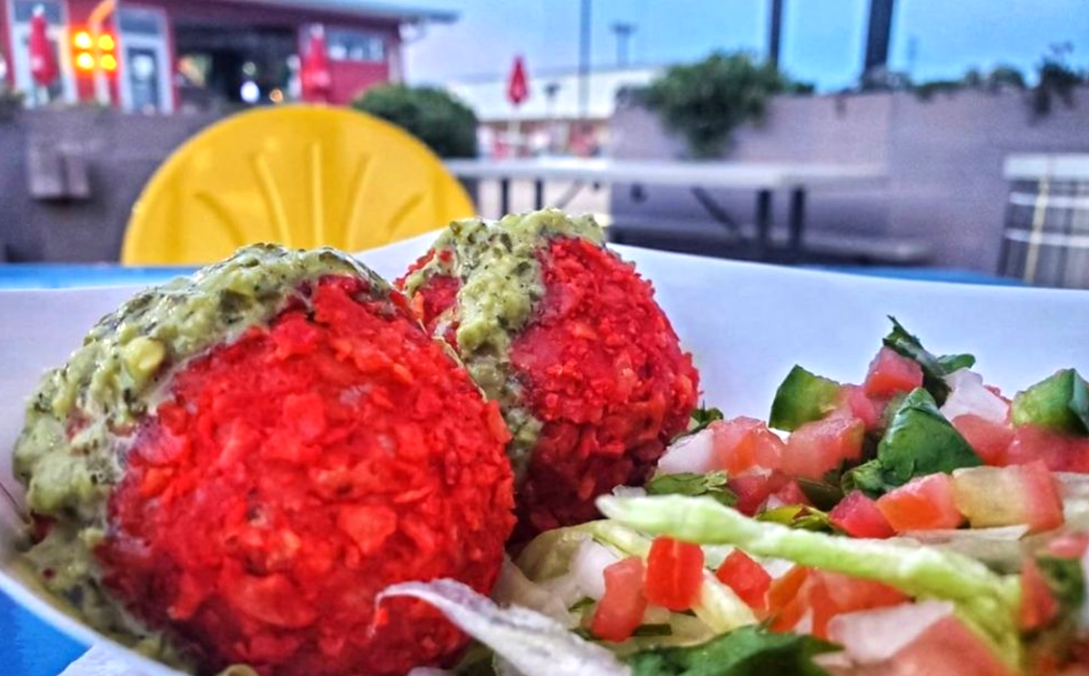 Tasty Balls & More Food Truck Weston Common