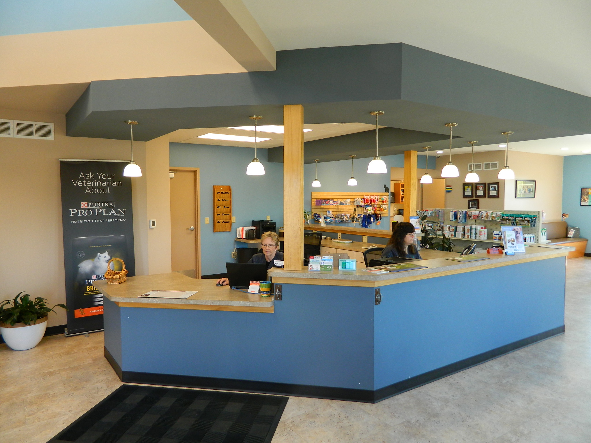 Take a Tour of our Salem, Wisconsin Veterinary Hospital!