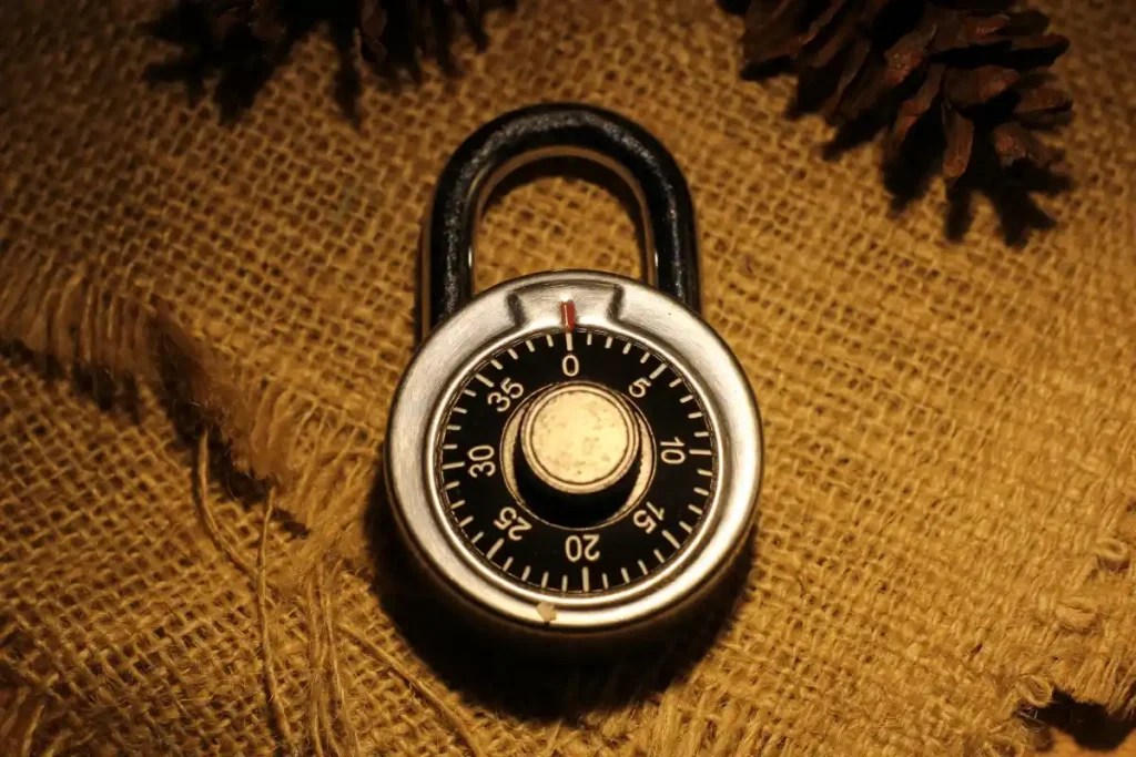 How To Open Combination Lock Like A Pro In 3 Easy Steps » West Phoenix