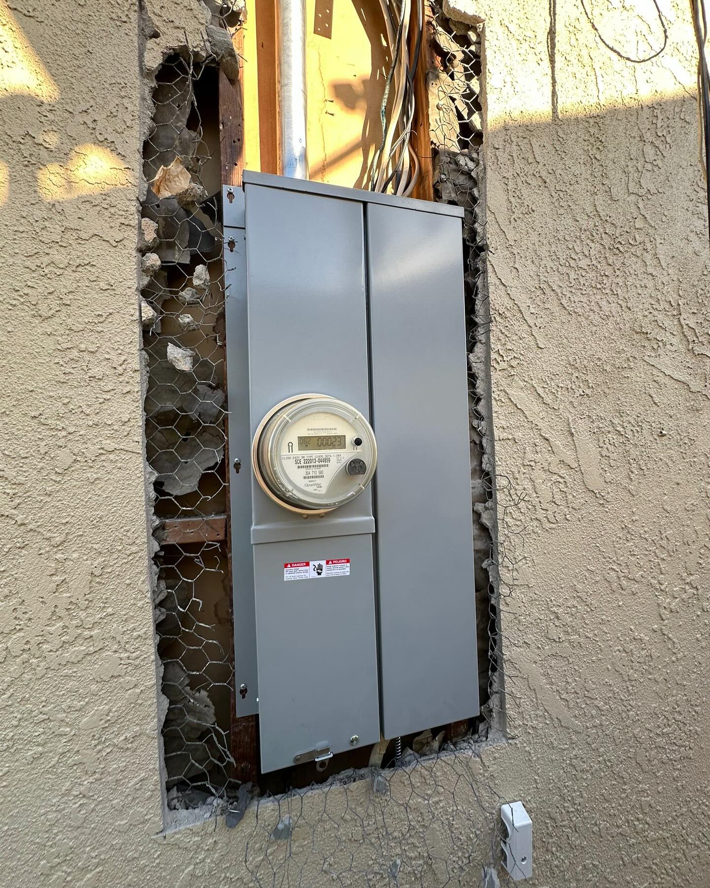 Westside Costa Mesa Electrician