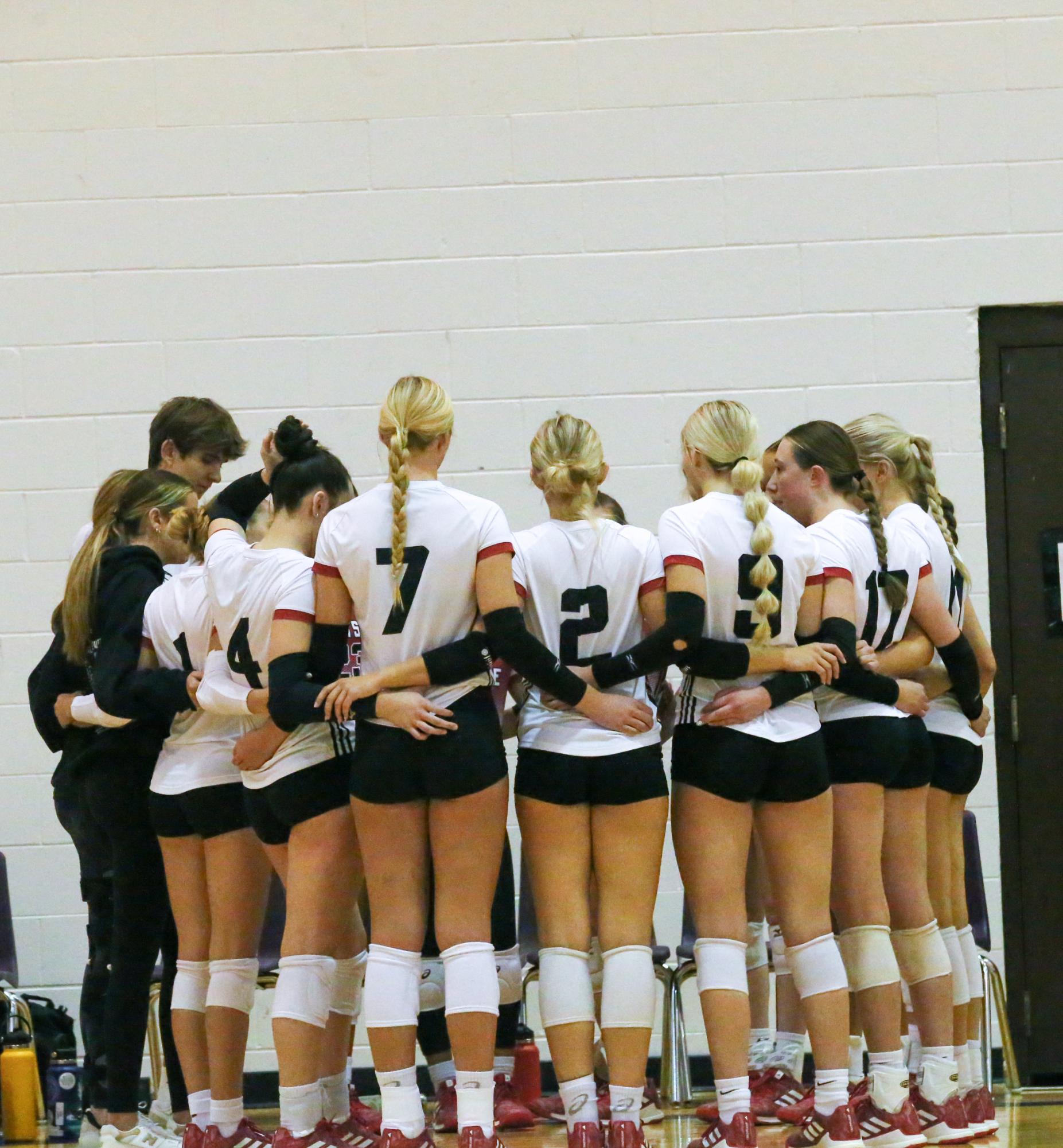 PHOTO GALLERY Varsity Volleyball Vs. Bellevue East Westside Wired