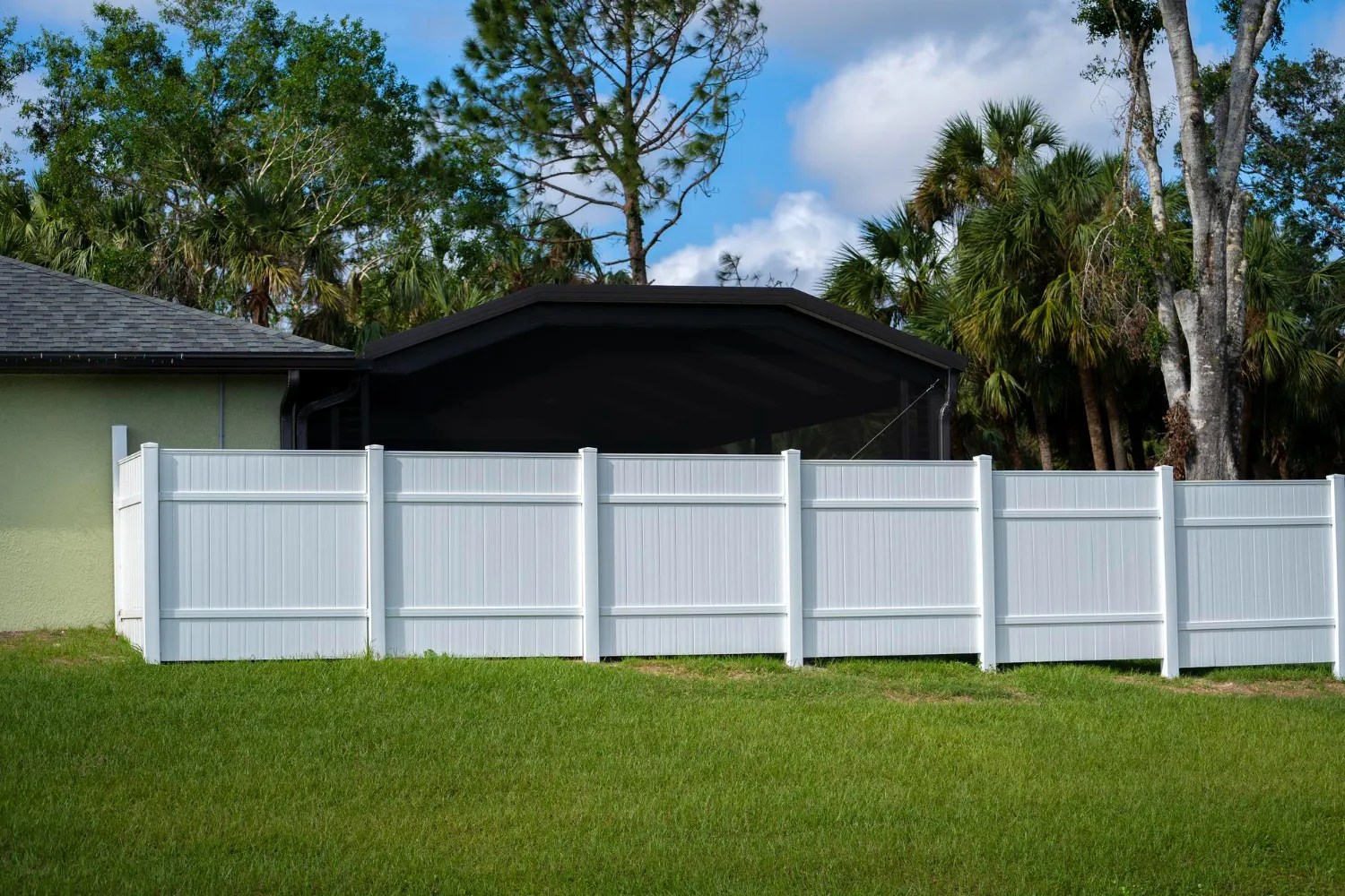 All About Vinyl Fencing in 2020 West Wholesale