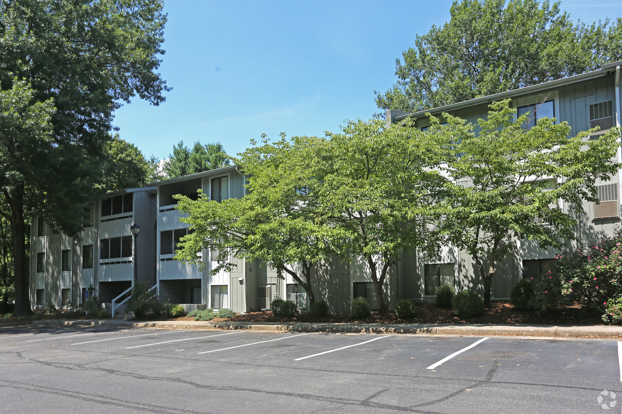 Westwind Apartment Homes Photos