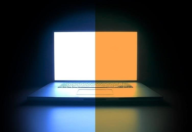 Spend Too Much Time on PC Straining Your Eyes? Blue Light Filter Might