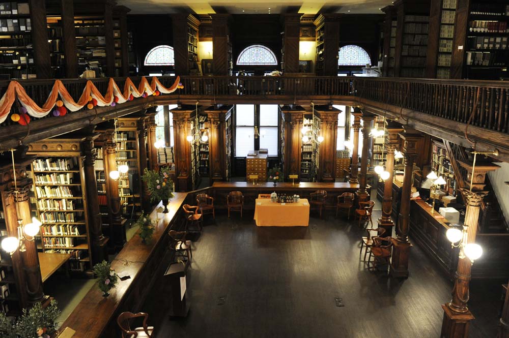 the brooklyn historical society by b post Weylin