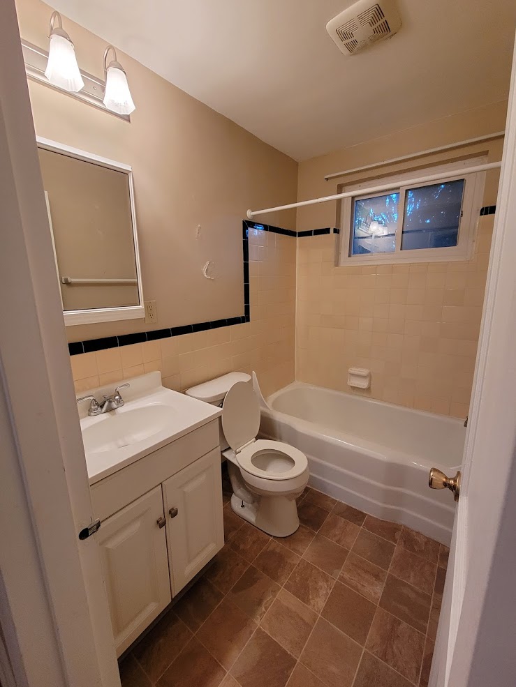 5620 Selby Ct. Worthington 43085 Wallace F Ackley Co