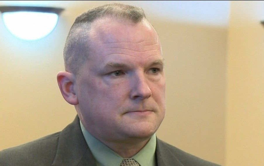 Rogers man on leave from Ohio BMV job as he awaits sentencing for