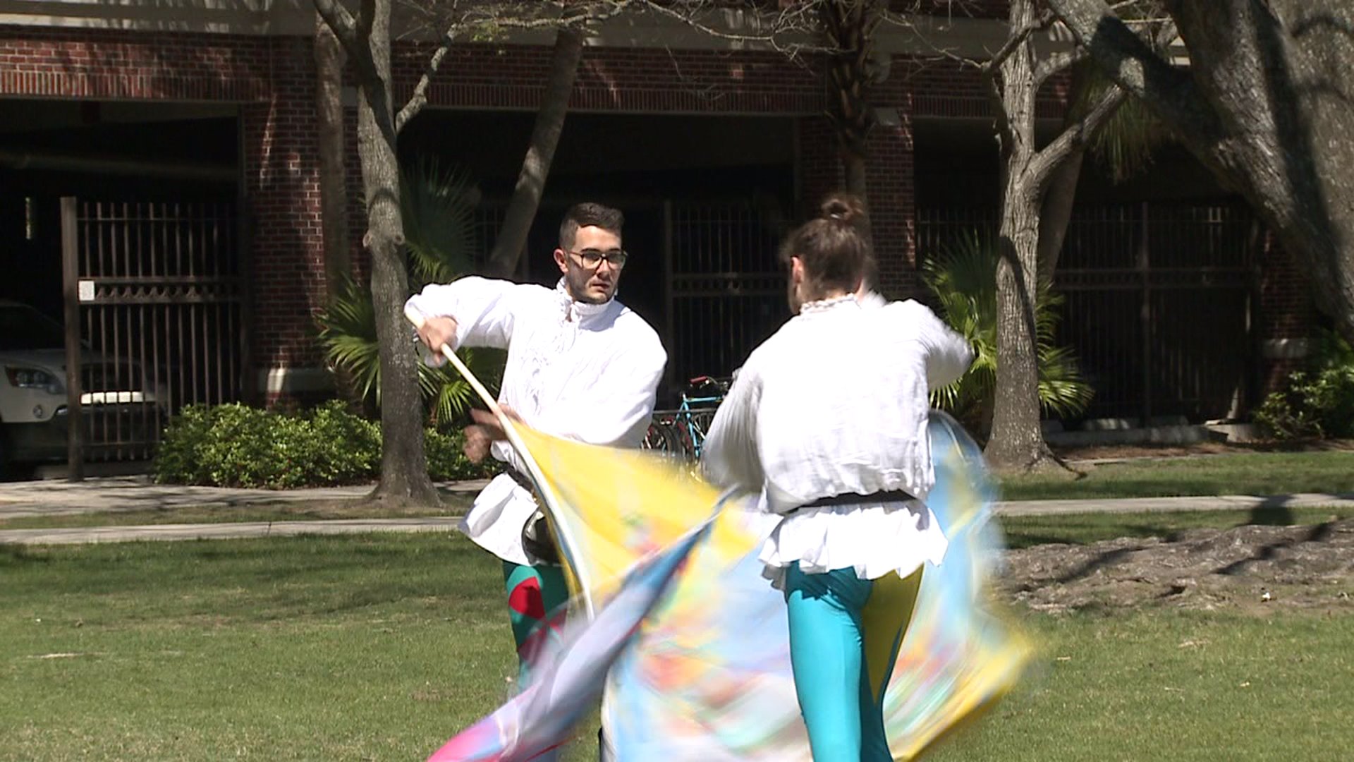 Sansepolcro Flag Throwers from Italy are amazing crowds with their