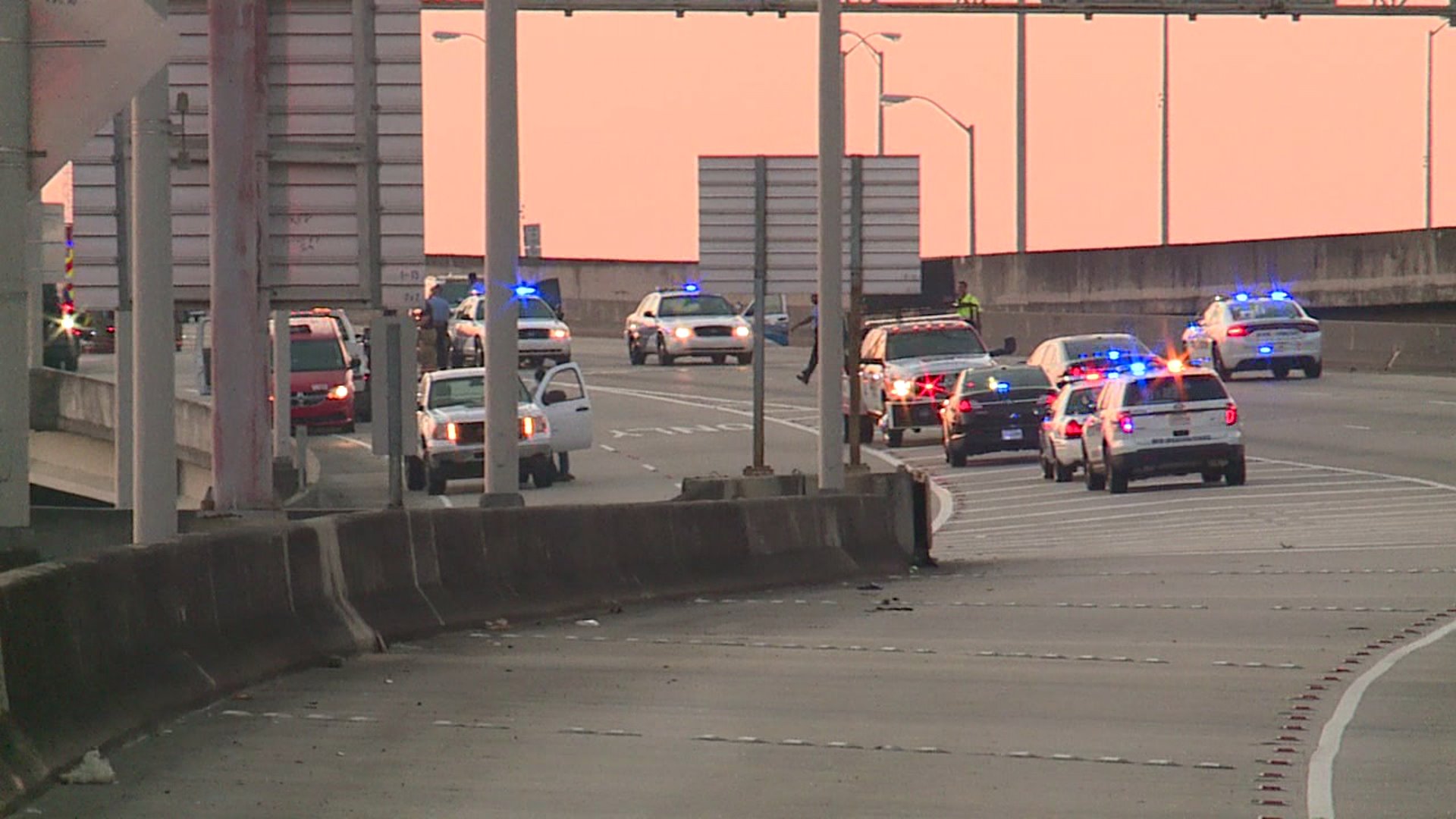 Man killed on eastbound Crescent City Connection WGNO