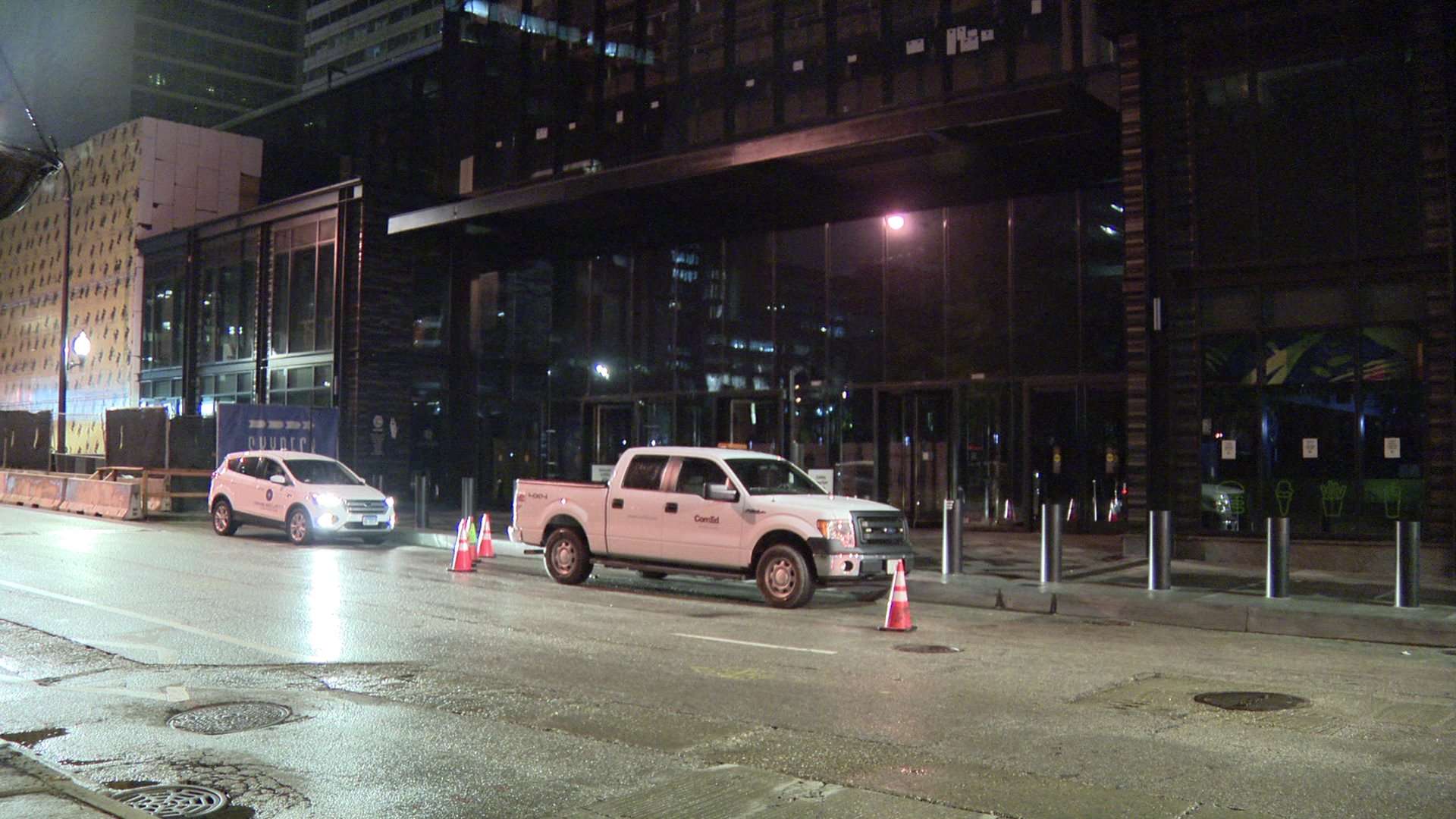 Power outage turns Willis Tower into an ominous sight WGNTV
