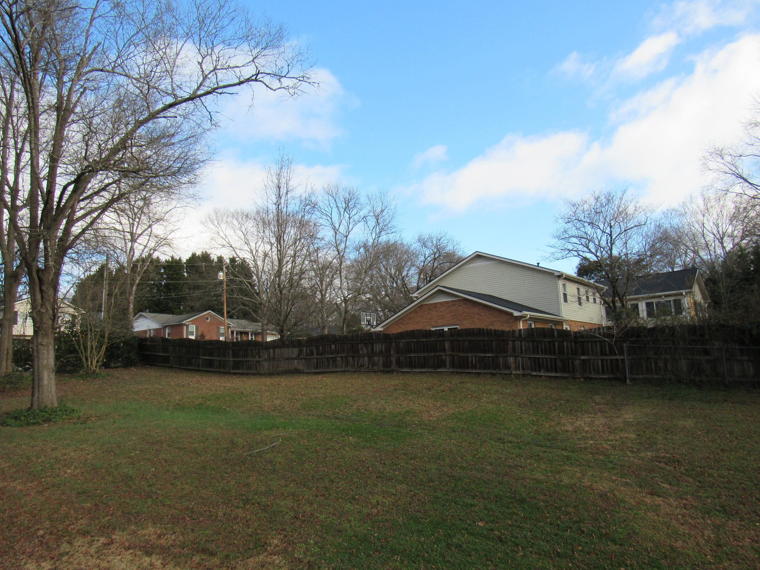 200,000 522 Imperial Drive WHAM Realty & Auction