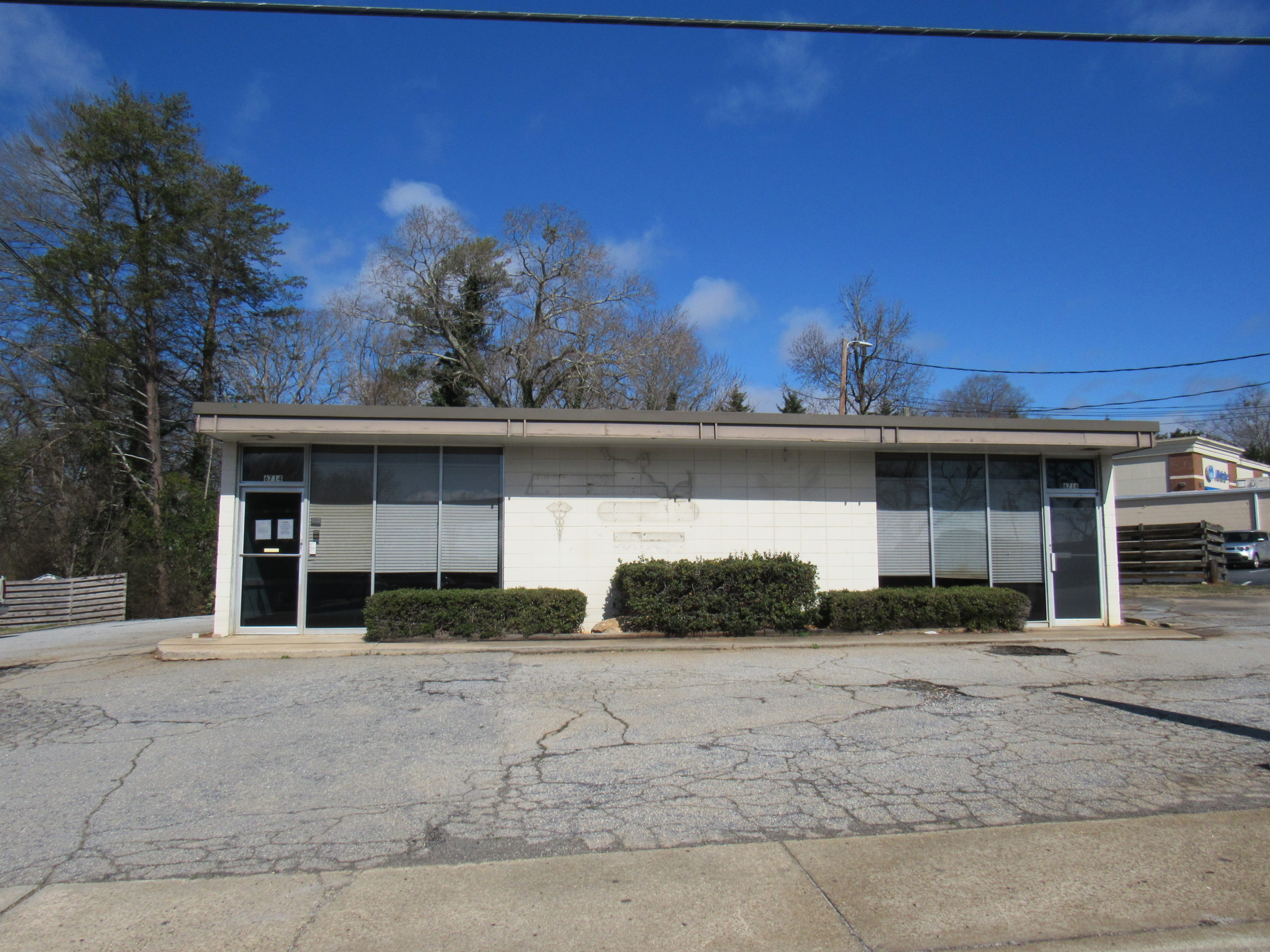 350,000 6714 Calhoun Memorial Hwy WHAM Realty & Auction