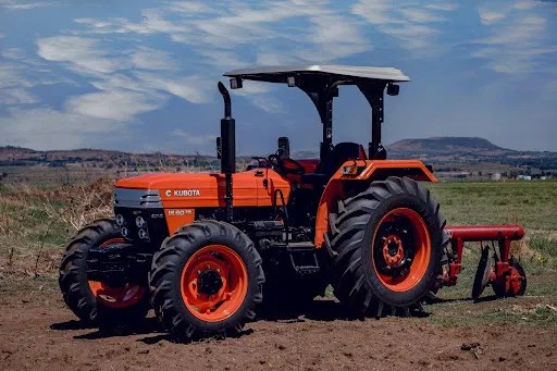 What Does it Mean to Dream About a Tractor? What Dream Means
