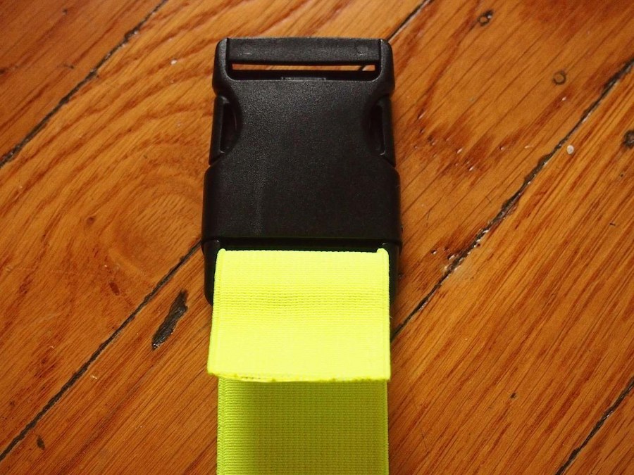 DIY Elastic Luggage Strap what i do