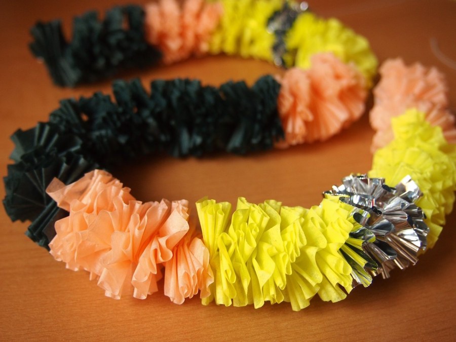 Tissue Paper Leis what i do