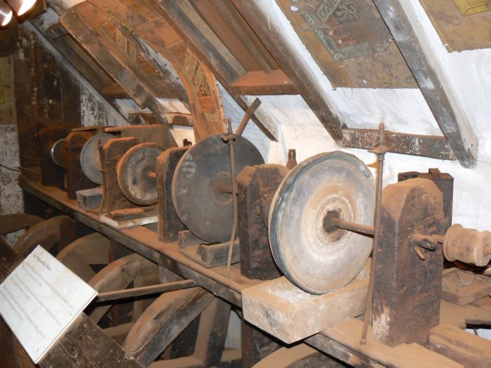 'Jet Boy' Pathé film of the sole surviving Whitby Jet worker 1966