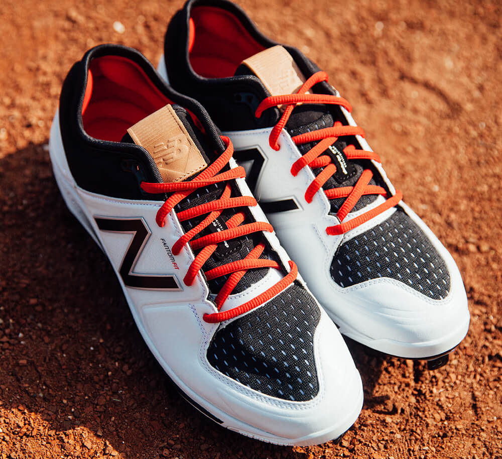 What Pros Wear FIRST LOOK New Balance 3000v3 Cleats