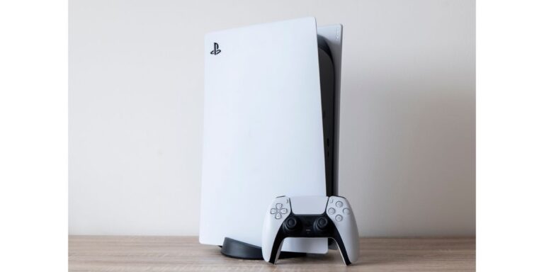 Why Does My PS5 Keep Losing Connection? (Explained) WhatsaByte