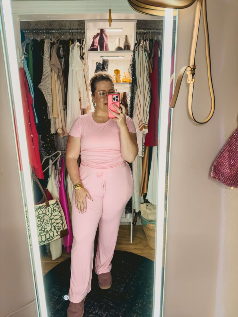 My Christmas wishlist Christmas Wishlist: Savvy taking a mirror selfie.
