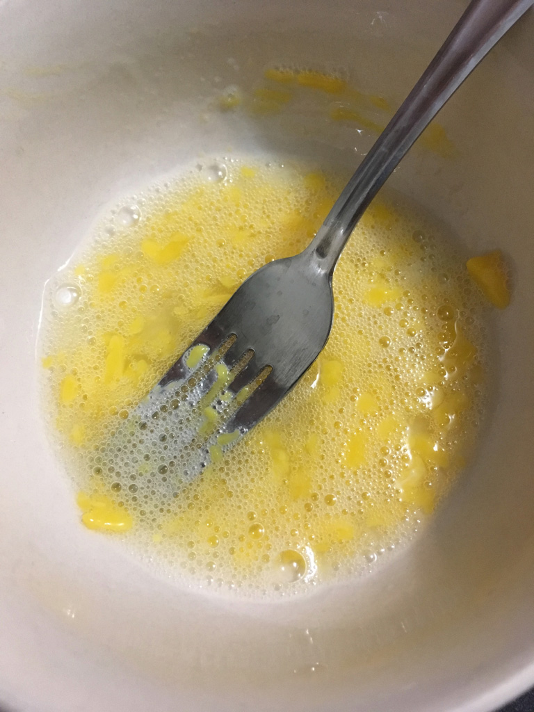 Can you freeze eggs in the shell? What shall we weird?