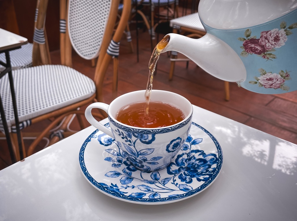 Golden Pine A Festive Forest Getaway for Delightful Dining What's