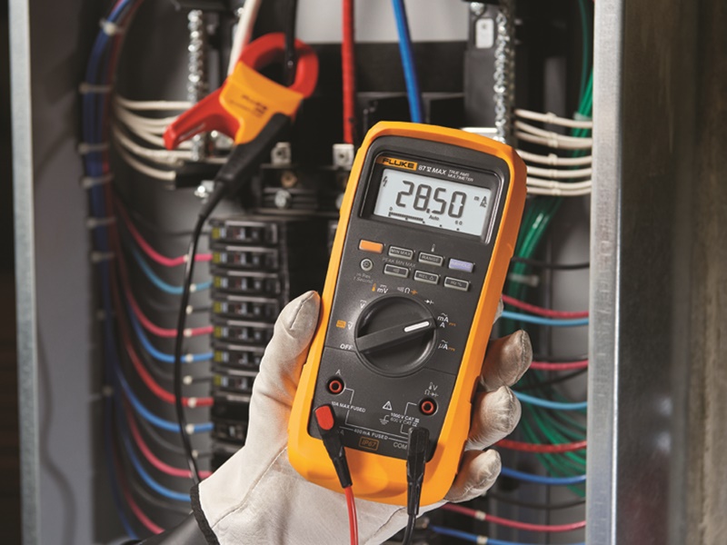Oscilloscope vs Multimeter Choosing the Right Tool for Testing and