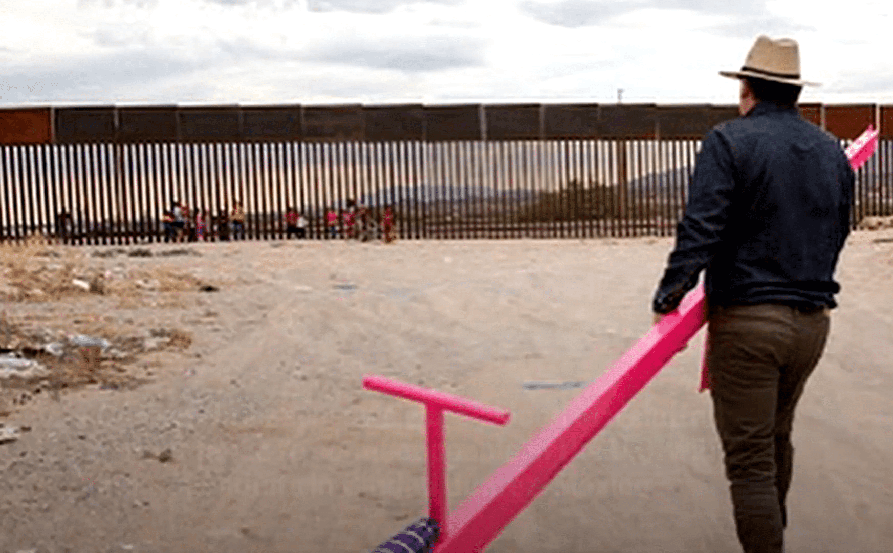 What Did These Professors Install on the Border Wall? What's Trending